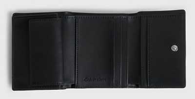 Kuletë për femra Calvin Klein, e zezë