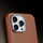 Këllëf telefoni DUXDUCIS Naples MagSafe, për iPhone 14 Pro Max, lëkurë, kafe