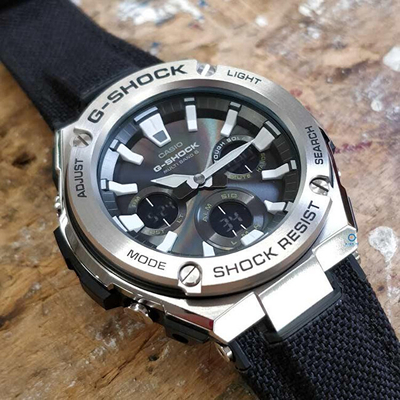 Orë dore Casio G-Shock GST-W130C-1A
