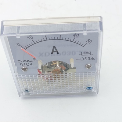Ampermetër paneli DEA XDEP030.25, analog, deri 50A, i bardhë