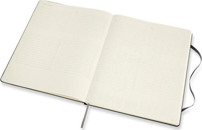 Fletore Moleskine Pro Collection, format 8.5" x 11", me vija, kapak i fortë, e zezë
