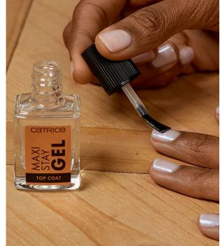 Llak për thonj Catrice Top Coat Maxi Stay Gel, 10 ml