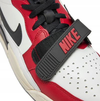 Atlete Nike Jordan Air Legacy 312 Low M CD7069-106, për meshkuj, të bardha të zeza të kuqe