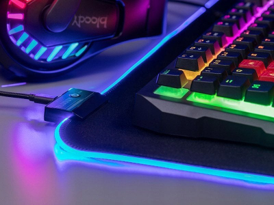 Mousepad gaming A4tech Bloody MP-75N, XL, me ndriçim dekorativ, i zi