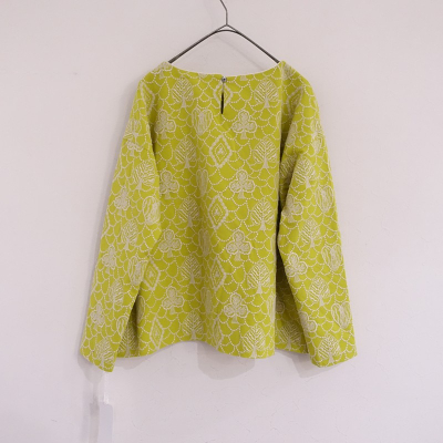 Bluzë pulover mina perhonen Forest Card, lesh 100%, qëndisje, lime ecru