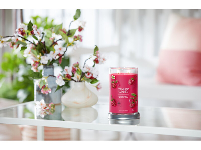 Qiri aromatik Yankee Candle Signature Tumbler Large Red Raspberry, 567 g