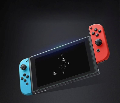 Set aksesorësh MARIGames DSS-106 për Nintendo Switch, 6 në 1, xham mbrojtës, kuti e kuqe