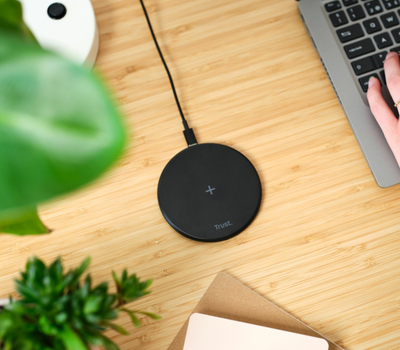 Karikues wireless Trust Viro Fast, 20W, Qi, i zi