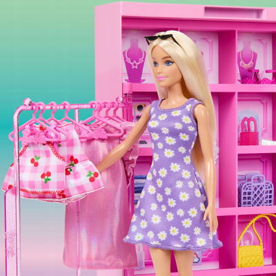 Set loje Barbie Dream Closet, garderobë me gjona, rozë