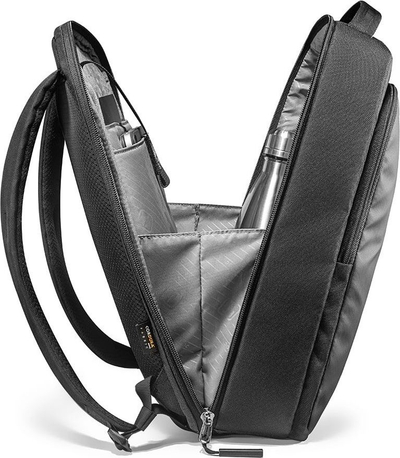 Çantë shpine Tomtoc për laptop, 16" MacBook Pro, 15L, e zezë