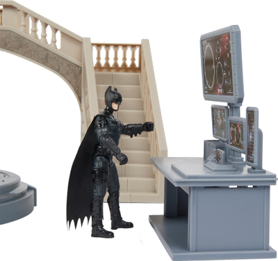 Set lojrash Spin Master Batman Batcave, figura 10 cm, me Batcycle, shumengjyrësh