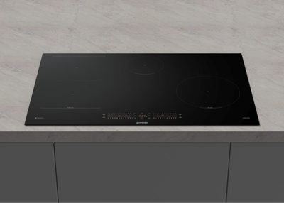 Pianurë me induksion Gorenje GI8432BSCWF, 4 zona, me rrëshqitës ZoneSlide, e zezë
