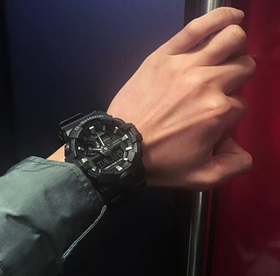 Orë dore Casio The G/G-SHOCK GA 700-1B