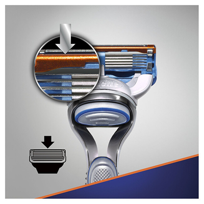 Set Gillette Fusion, brisk rroje + 11 koka zëvendësuese