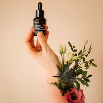 Serum fytyre Natura Siberica Opcja Natura, antioksidant dite, trëndafil dhe patchouli, 30ml