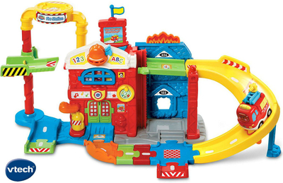 Set lojrash VTech Tut Tut Stacion Zjarrfiksash, interaktiv, me makinë zjarrfiksje, shumëngjyrësh