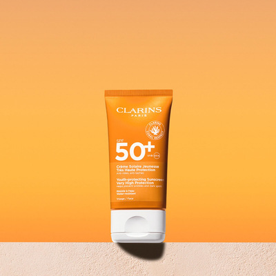 Krem dielli për fytyrë Clarins Youth Protecting, SPF50, 50ml, e bardhë
