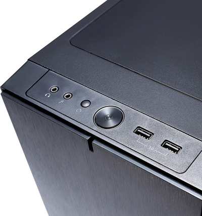 Kasë Fractal Design Define Nano S