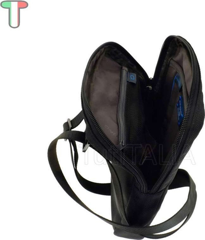 Çantë krahu Piquadro Briefs 2 CA1816BR2/N, najlon edhe lëkurë, për burra, e zezë