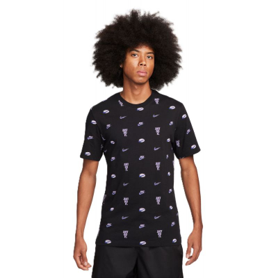 Maicë Nike Sportswear për burra