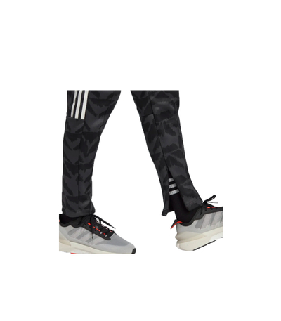 Tuta për femra Adidas, e bardhë/e zezë