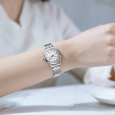 Orë dore Seiko Quartz SUR643P1