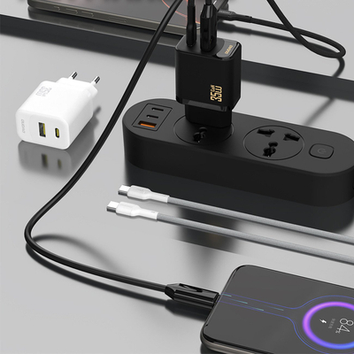 Karikues muri Dudao A27 MaxC, 35W, USB C edhe USB A, me kabllo USB C, i bardhë