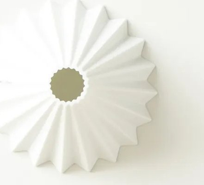 Dripper kafe Origami M, porcelan, masa M, i bardhë