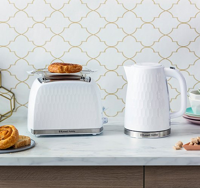 Toster Russell Hobbs Honey Comb 26060-56, 2 feta, 850W, i bardhë