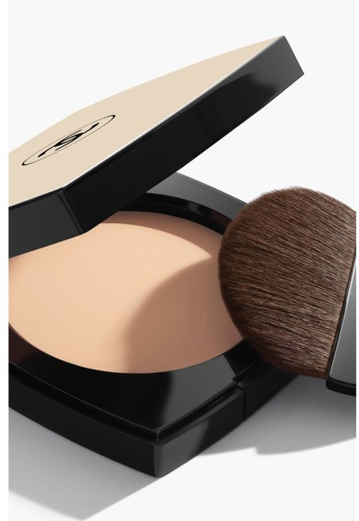 Компактна пудра CHANEL Healthy Glow Powder, нијанса Beige, за лице