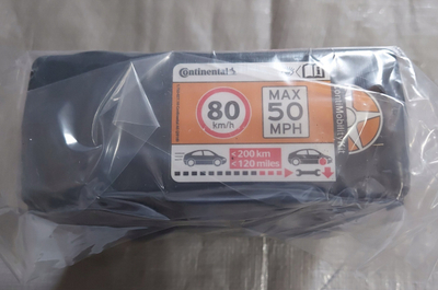 Set për riparim gomash Continental ContiMobilityKit, kompresor 12V, matës presioni, ngjyrë e zezë