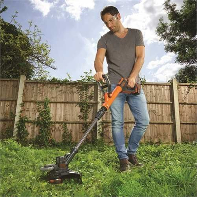 Prerëse bari Black + Decker [STC1840EPC] 30cm, 18V Li-Ion, 1x4,0Ah