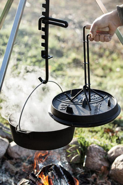 Ngritës kapaku Petromax Professional, çelik 35cm, dorezë druri, i zi