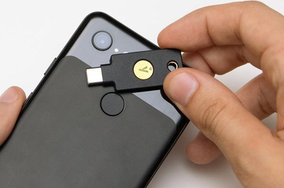 Çelës sigurie Yubico YubiKey 5C NFC FIPS, USB‑C, NFC, i zi