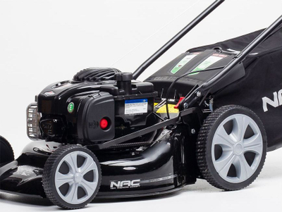 Kosore me benzinë NAC LS46-500E-H, motor Briggs & Stratton 140cm³, gjerësi prerjeje 46cm, 4 në 1, e zezë