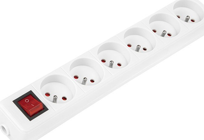 Shtepshtrirës me 6 fole Power Strip, me tokëzim, me çelës ndezje-fikje, i bardhë