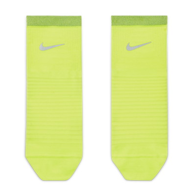 Çorape sportive Nike Spark, bosht i mesëm, neon e verdhë