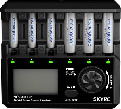 Полнач за батерии SkyRC NC2500 Pro, 6 слотови, AA AAA, со УСБ QC