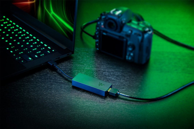 Kartë e jashme Razer Ripsaw X (RZ20-04140100-R3M1)