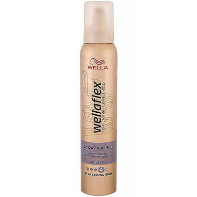 Forcues për shkumë Wella Wellaflex 2nd Day Volume 200 ml