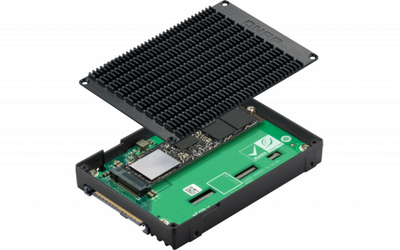 Përshtatës disku QNAP QDA-UMP4 - U.2 NVMe SSD do M.2 NVMe SSD PCIe Gen4