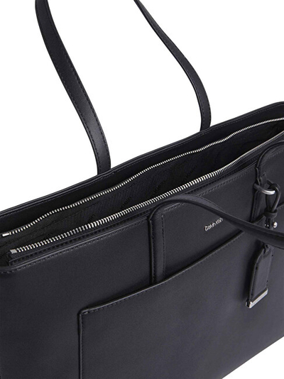 Çantë për femra Calvin Klein, e zezë
