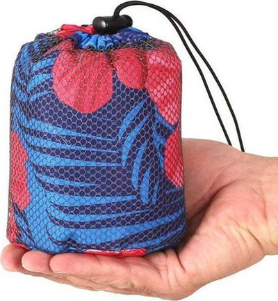 Mbulesë pikniku Waterproof Picnic Blanket, 150 x 150 cm, kundra ujit, shumëngjyrëshe