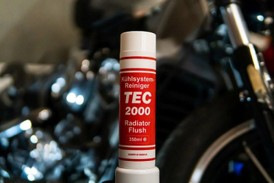 Течност за чистење на радијатор TEC2000 Radiator Flush, 350 ml, за систем за ладење, проѕирен