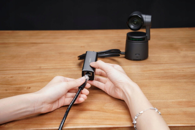 Адаптер за мрежа OBSBOT USB C во Ethernet, Gigabit, сив