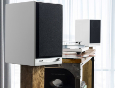 Boksa rafti Audioengine HD6, wireless, Bluetooth aptX HD, ngjyrë e bardhë