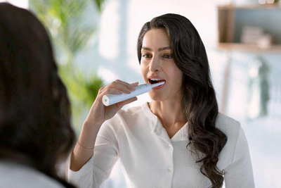 Brushë elektrike Philips Sonicare 3100 HX3673, e bardhë
