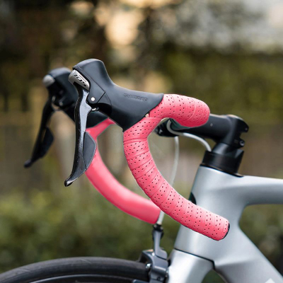 Shirit timoni biçiklete Rockbros Silicone Perforated, 220cm, 3mm, rozë