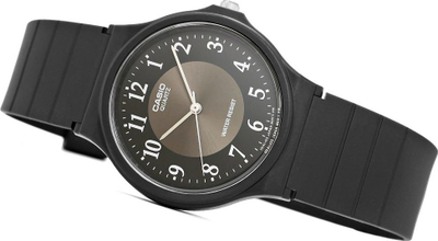 Orë burrash Casio MQ-24-1B3LLEG, kuarc, që s’e gjen gjë nga uji, e zezë