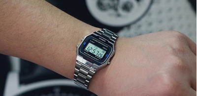 Orë dore për meshkuj Casio Collection Retro Vintage A163WA-1QES (007), e argjendtë